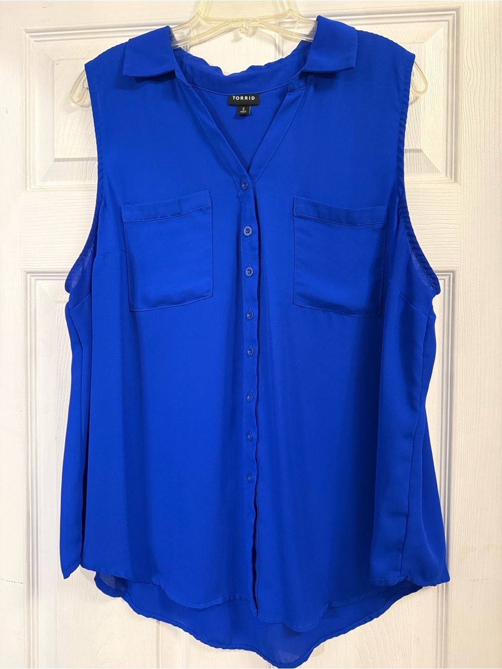 torrid Blue Sleeveless Button-Front Blouse